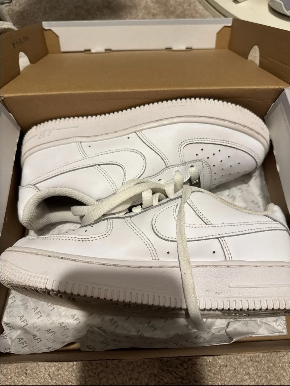 Nike Kids White Low-Top Sneakers with Leather Upper